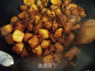 升级版油豆腐烧肉的做法步骤：2