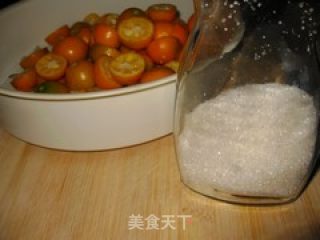 蜜饯金桔的做法步骤：2
