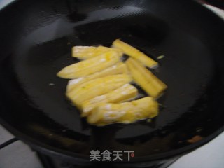超简单超诱人的炸香蕉的做法步骤：2