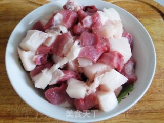 卤肉。蛋的做法步骤：5