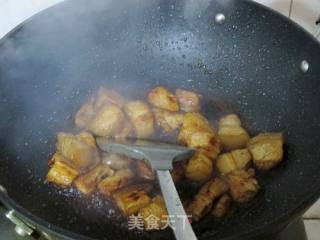 合味鲜：肉烧鱼的做法步骤：4