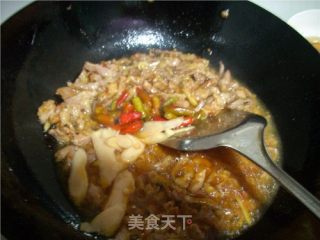 星月私房菜----泡椒木耳炒肉丝的做法步骤：2