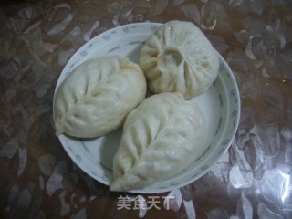 白菜猪肉包的做法步骤：2