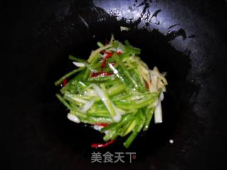 丝丝入扣的做法步骤：2
