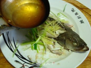 清蒸鲈鱼的做法步骤：5