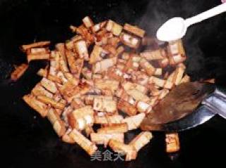 宁波菜-----油焖笋的做法步骤：3
