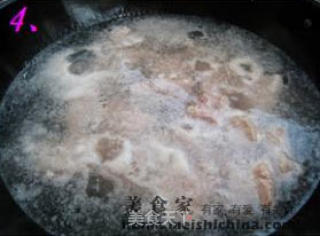 糖醋排骨的做法步骤：2