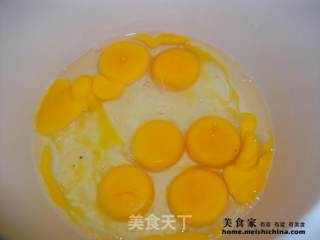 抹茶瑞士卷的做法步骤：5