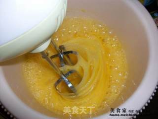 抹茶瑞士卷的做法步骤：5