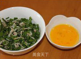 韭菜鸡蛋烙饼&红枣栗子粥的做法步骤：3