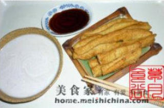 油条的做法步骤：2