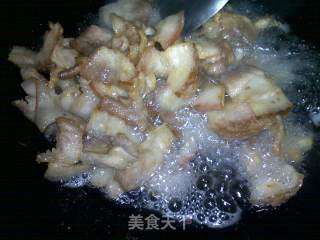 不辣版【回锅肉】的做法步骤：4