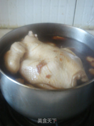 春节前最后一道大菜——腊味油鸡煲仔饭的做法步骤：3