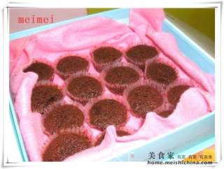 Chocolate muffin@@巧克力玛芬的做法步骤：5