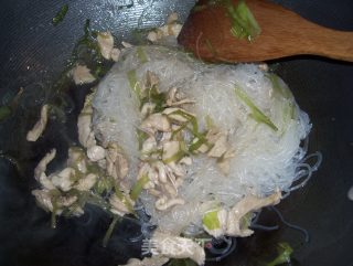 家常拌凉菜的做法步骤：2