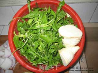 荠菜炒冬笋的做法步骤：3