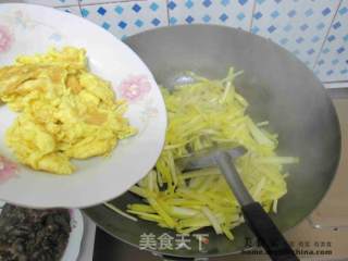 韭黄炒蛋的做法步骤：2