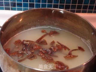 山珍肥牛粥的做法步骤：4