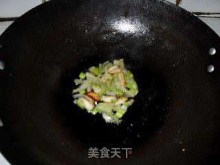 洋葱炒素鸡的做法步骤：2