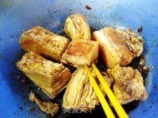 客家扣肉的做法步骤：2