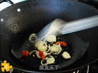 红萝卜炖粉丝的做法步骤：2