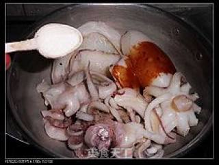 年菜之二鲜香的------目鱼大烤的做法步骤：3