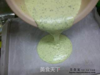 青青绿绿春节的气氛到来啦@@菠菜蛋糕的做法步骤：5