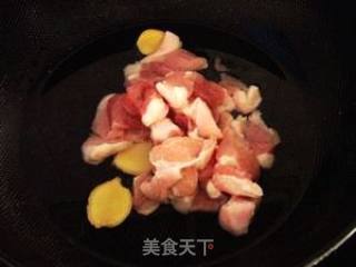 过年记得回家---改良版回锅肉的做法步骤：2