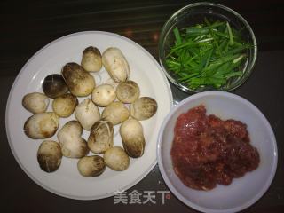 鲜菇炒牛肉的做法步骤：3