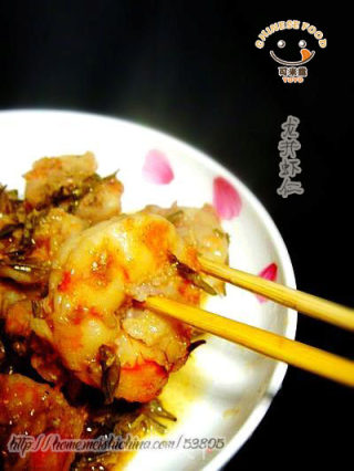 浙江名菜---龙井虾仁的做法步骤：3