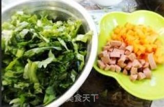 卤蛋蔬菜炒饭的做法步骤：2