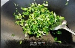 卤蛋蔬菜炒饭的做法步骤：2