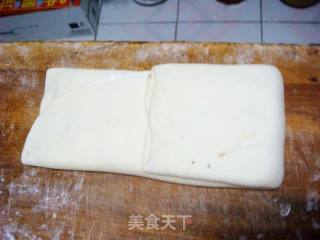 豆沙红枣团圆饼的做法步骤：2