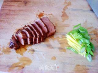 什蔬牛肉柳叶面的做法步骤：2
