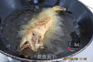浇汁大黄花的做法步骤：2