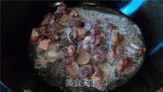 笋干啤酒鸭的做法步骤：2