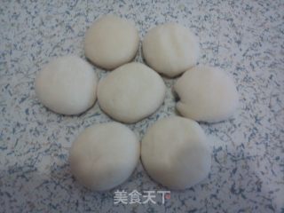 香香的猪肉酥饼的做法步骤：2