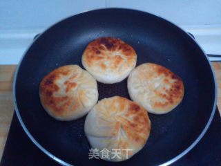 香香的猪肉酥饼的做法步骤：2
