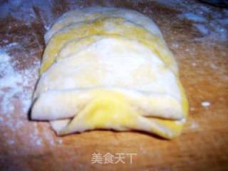 蒸蒸日上---黄玫瑰的做法步骤：3