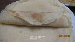 鸡蛋卷饼的做法步骤：2