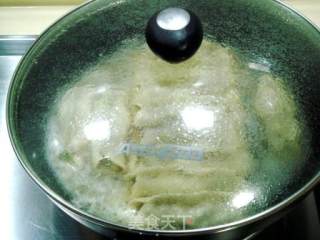京城话美食，地道北京味儿“锅贴”的做法步骤：6