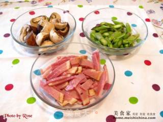 火腿烩芦笋蘑菇的做法步骤：4