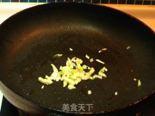 糖醋鲫鱼的做法步骤：5