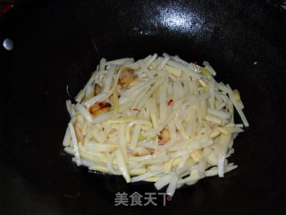脆炒笋丝的做法步骤：2