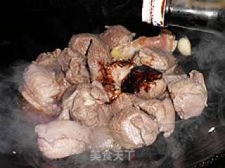 年菜十八喜气洋洋-----蒜香羊肉粉丝煲的做法步骤：3