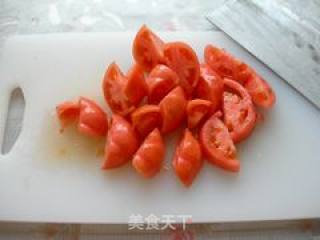 西红柿牛肉汤的做法步骤：2