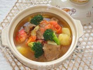 西红柿牛肉汤的做法步骤：2