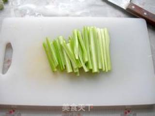 爽口三拼的做法步骤：2