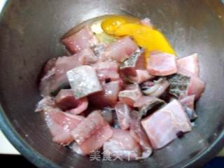 私家小炒“炸烹鳜鱼球”的做法步骤：5