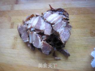 腊肉炒荷兰豆的做法步骤：3